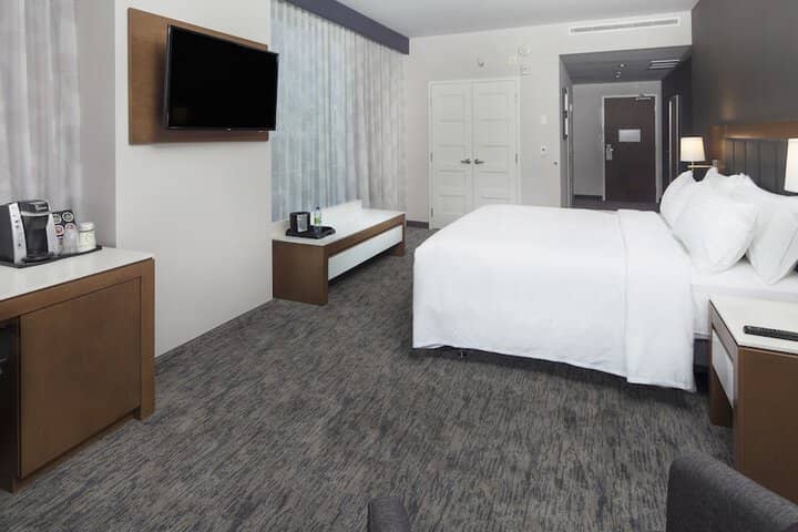 Room 4 of 54